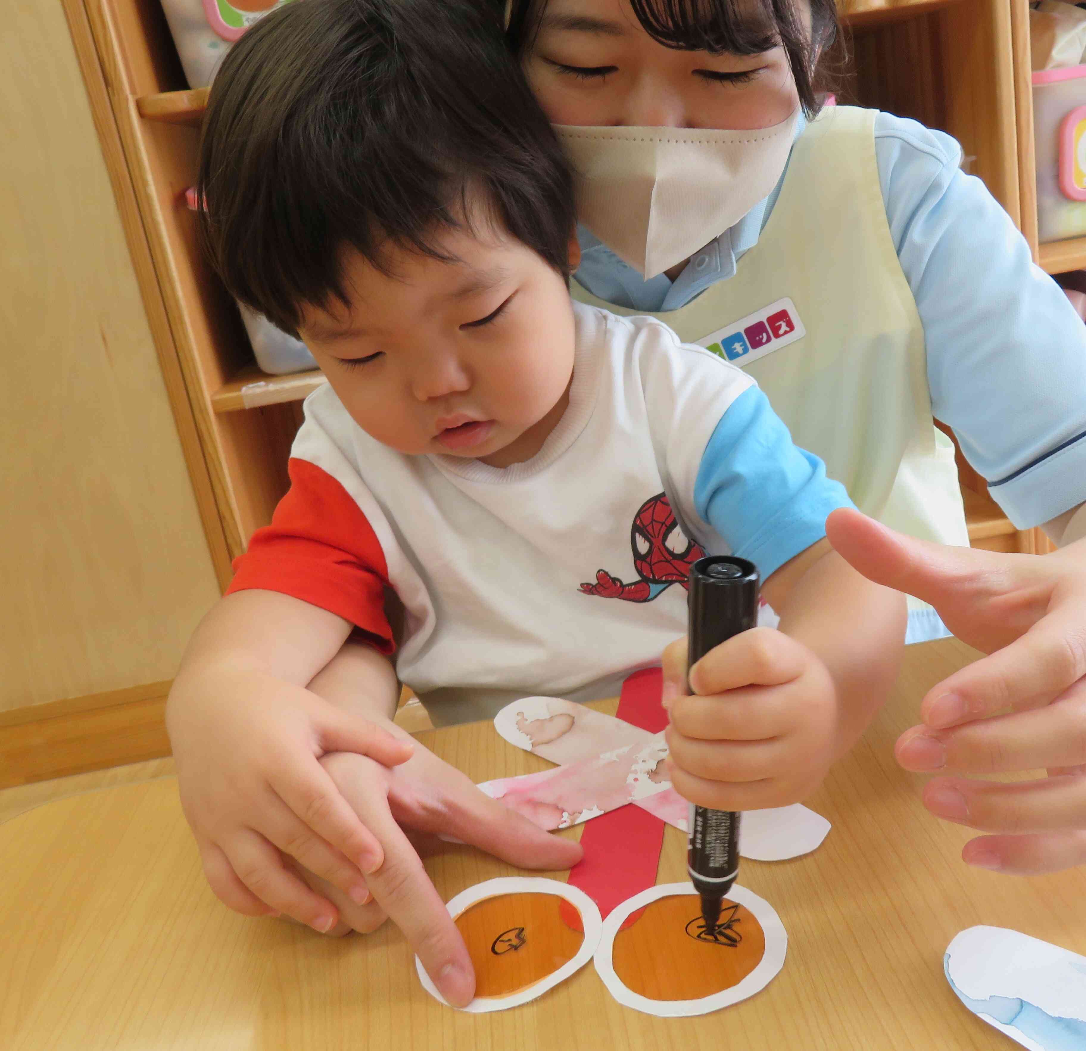 壁面製作(うさぎ組・2歳児)｜ニチイキッズ木川東保育園｜ニチイキッズ